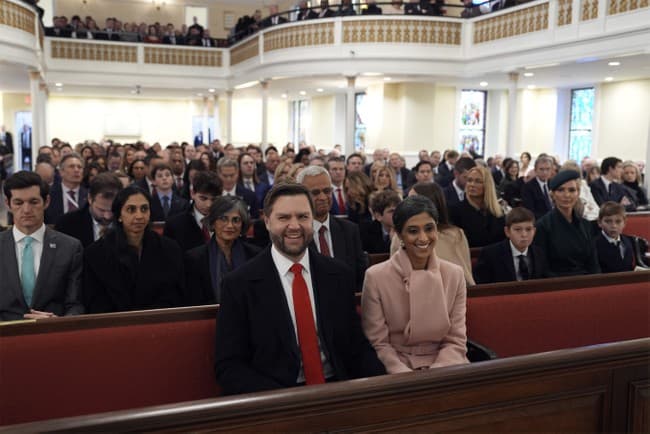 Mike Johnson Records JD Vance's First Time Seeing the Oval Office—'It's Incredible'